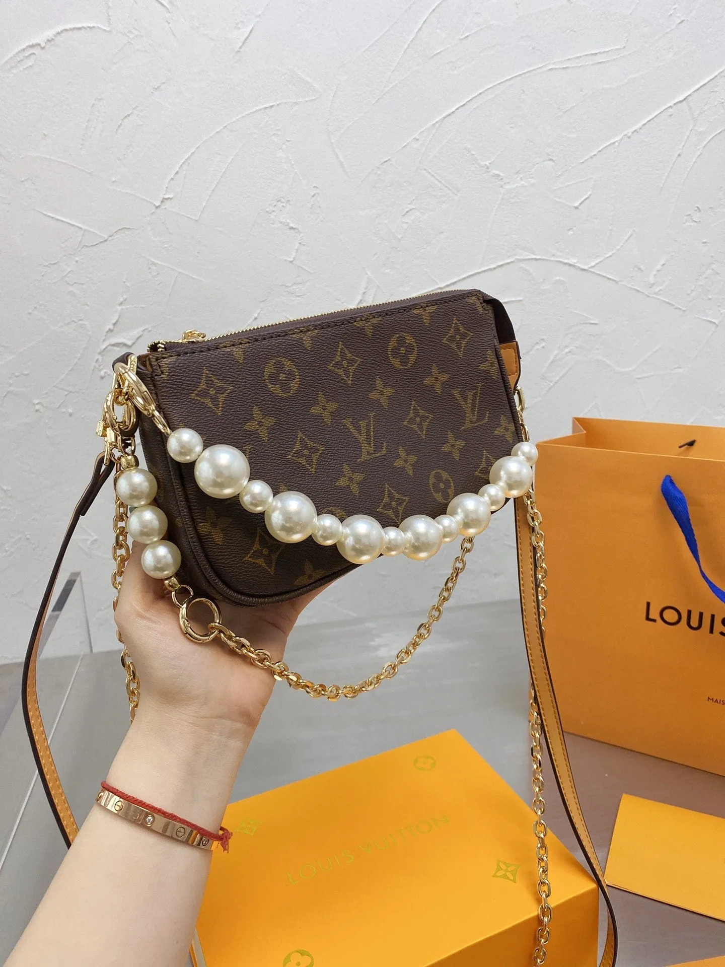 Designer Handbags LN 080