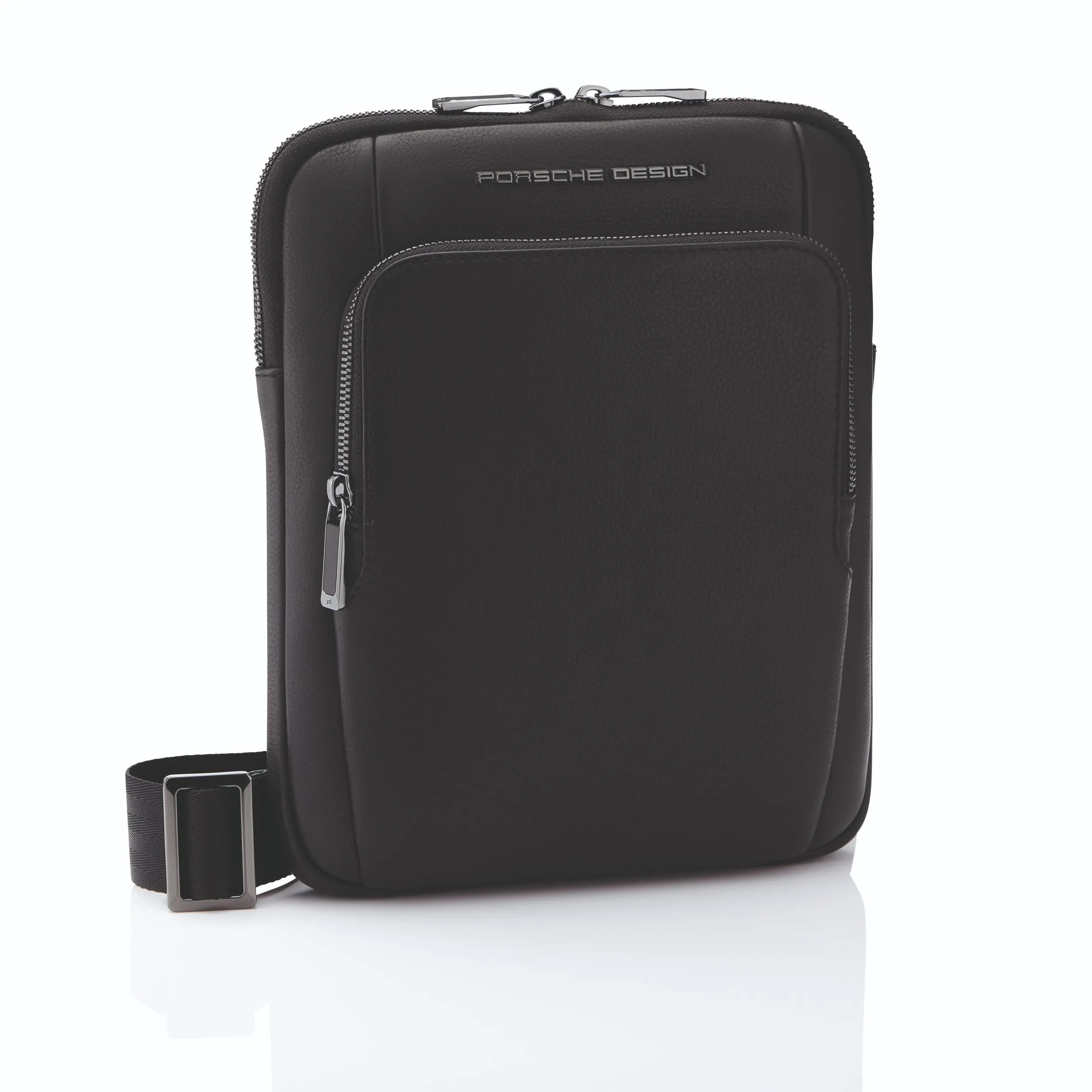 PD Roadster Leather Shoulderbag by BRIC’S