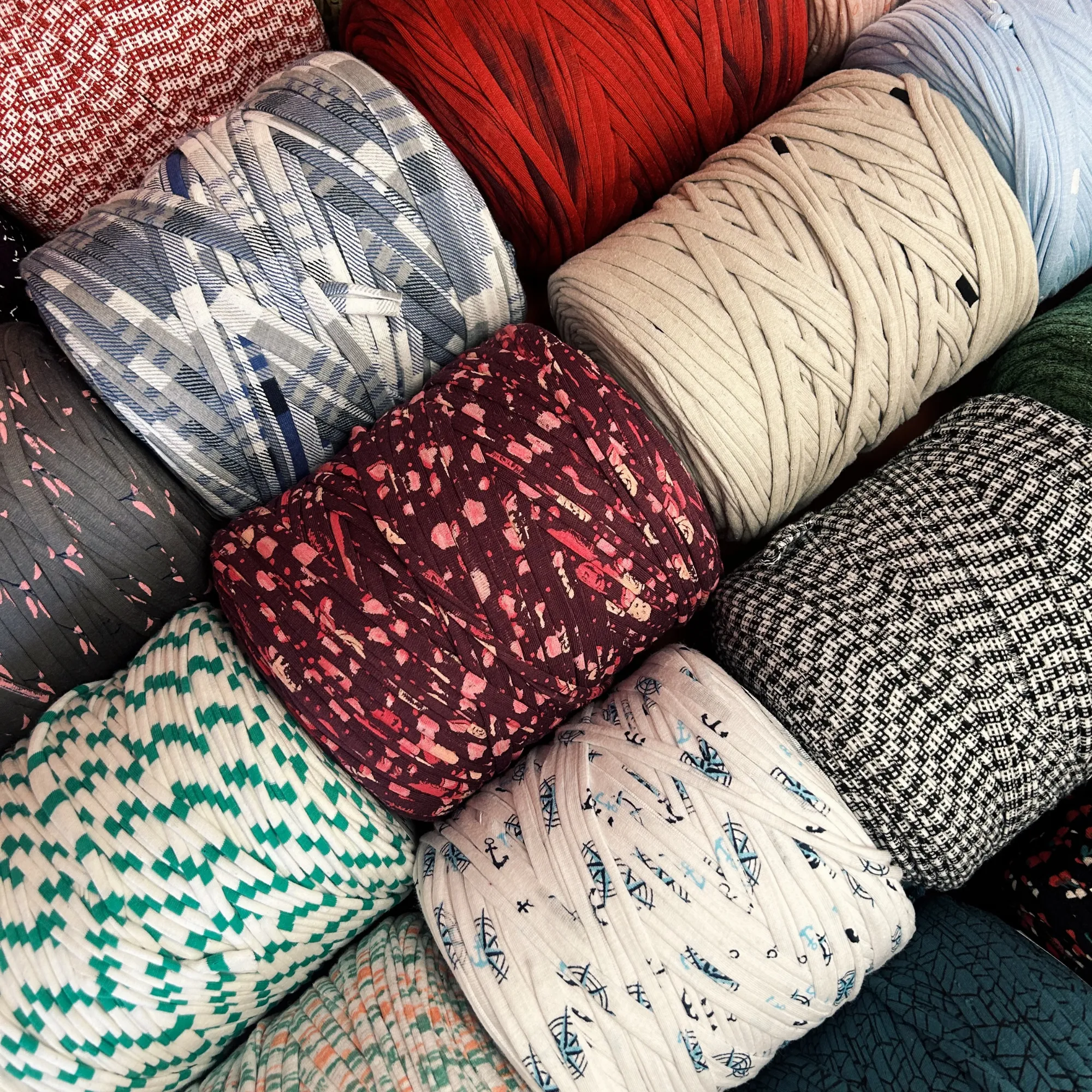 Printed Recycled T-Shirt Fabric Yarn - Festival