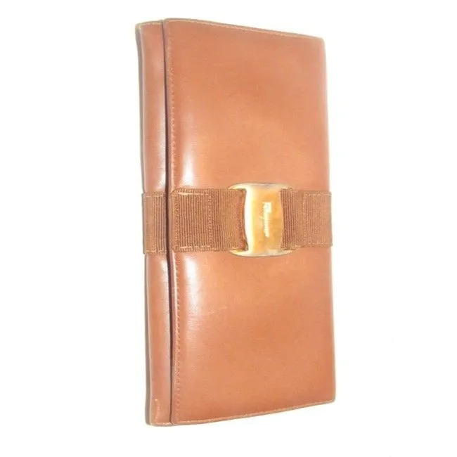 Salvatore Ferragamo Chestnut Brown Smooth Leather Vintage Wallet