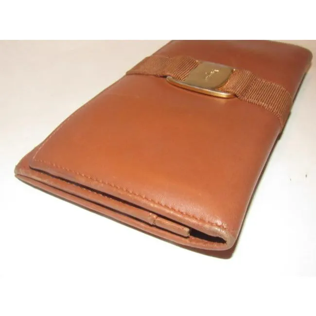 Salvatore Ferragamo Chestnut Brown Smooth Leather Vintage Wallet